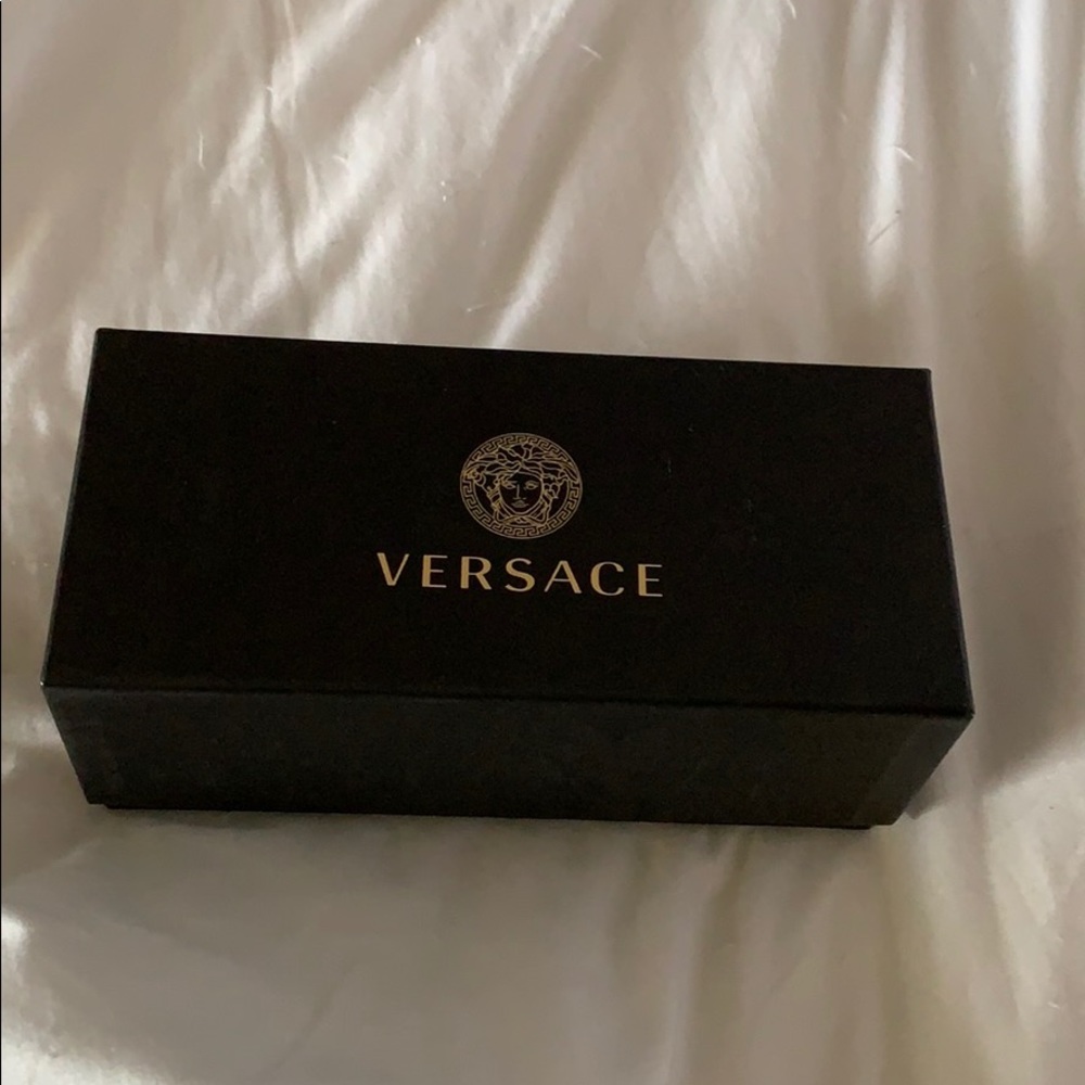 NWOT versace sun glasses